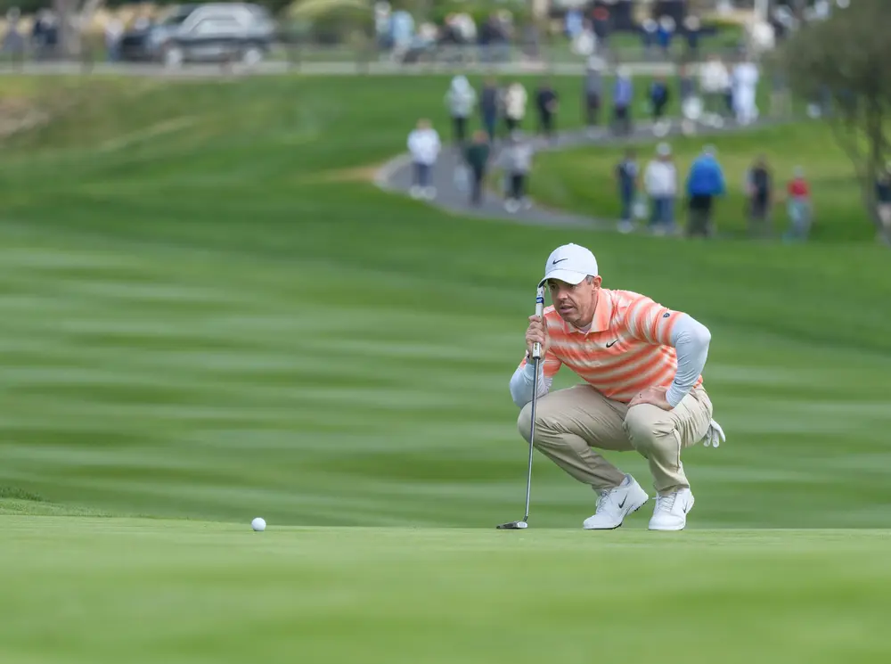 Bucket-list golf photography on the Monterey Peninsula by Manny Espinoza