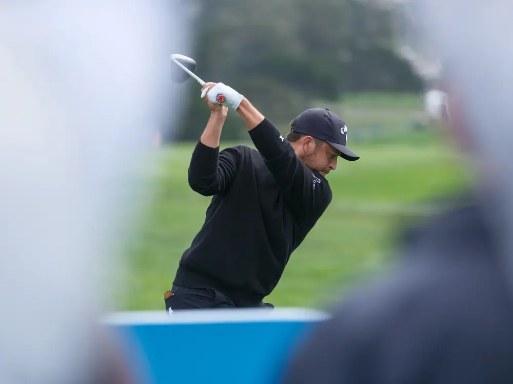 Bucket-list golf photography on the Monterey Peninsula by Manny Espinoza