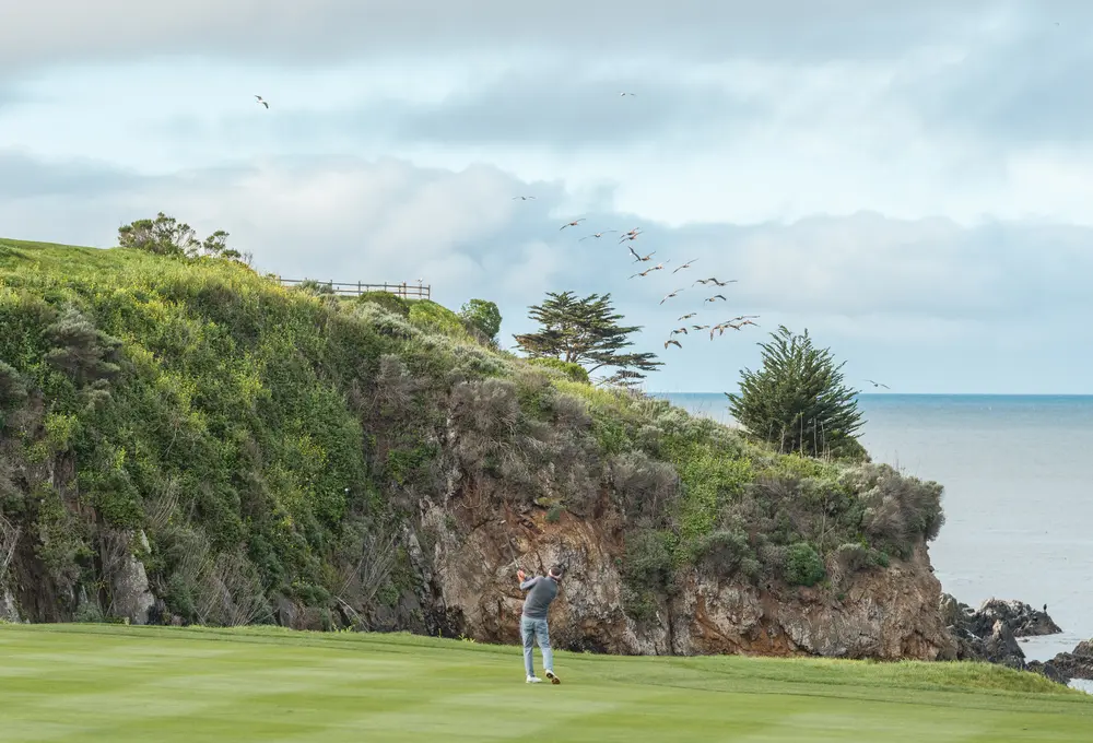 Bucket-list golf photography on the Monterey Peninsula by Manny Espinoza